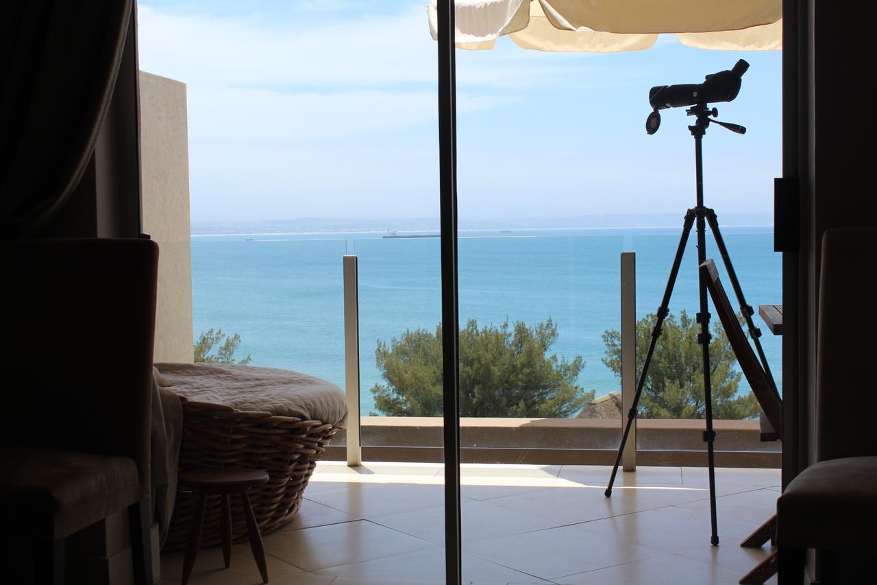 Seafront Apartment In Мозел Бей Екстериор снимка